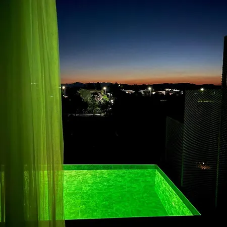 אכסניה Majestic Tiny With Private Pool Trikomo