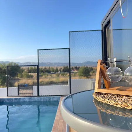 Majestic Tiny With Private Pool Lodge