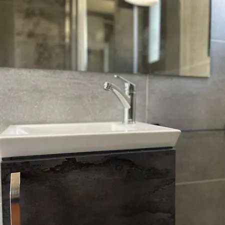 Majestic Tiny With Private Pool Lodge *