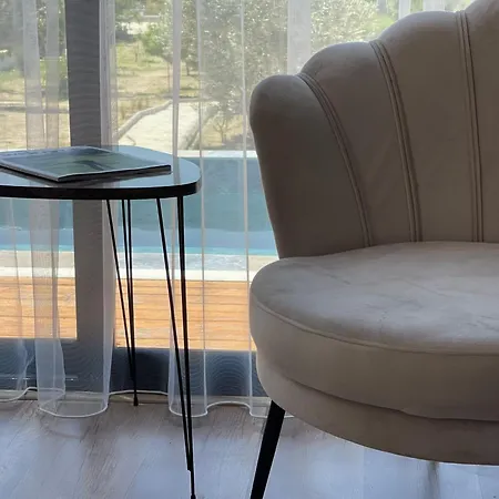 ロッジ Majestic Tiny With Private Pool *