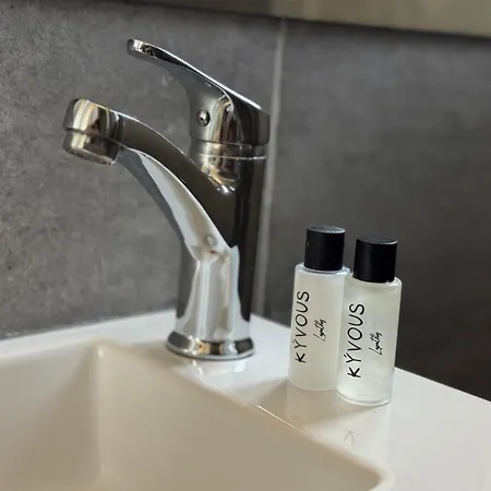 Majestic Tiny With Private Pool אכסניה *