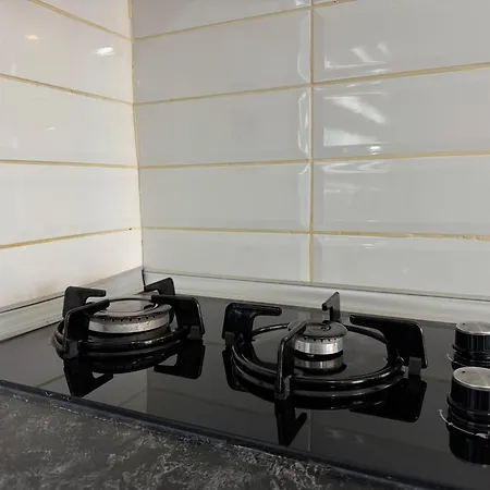 Majestic Tiny With Private Pool Lodge